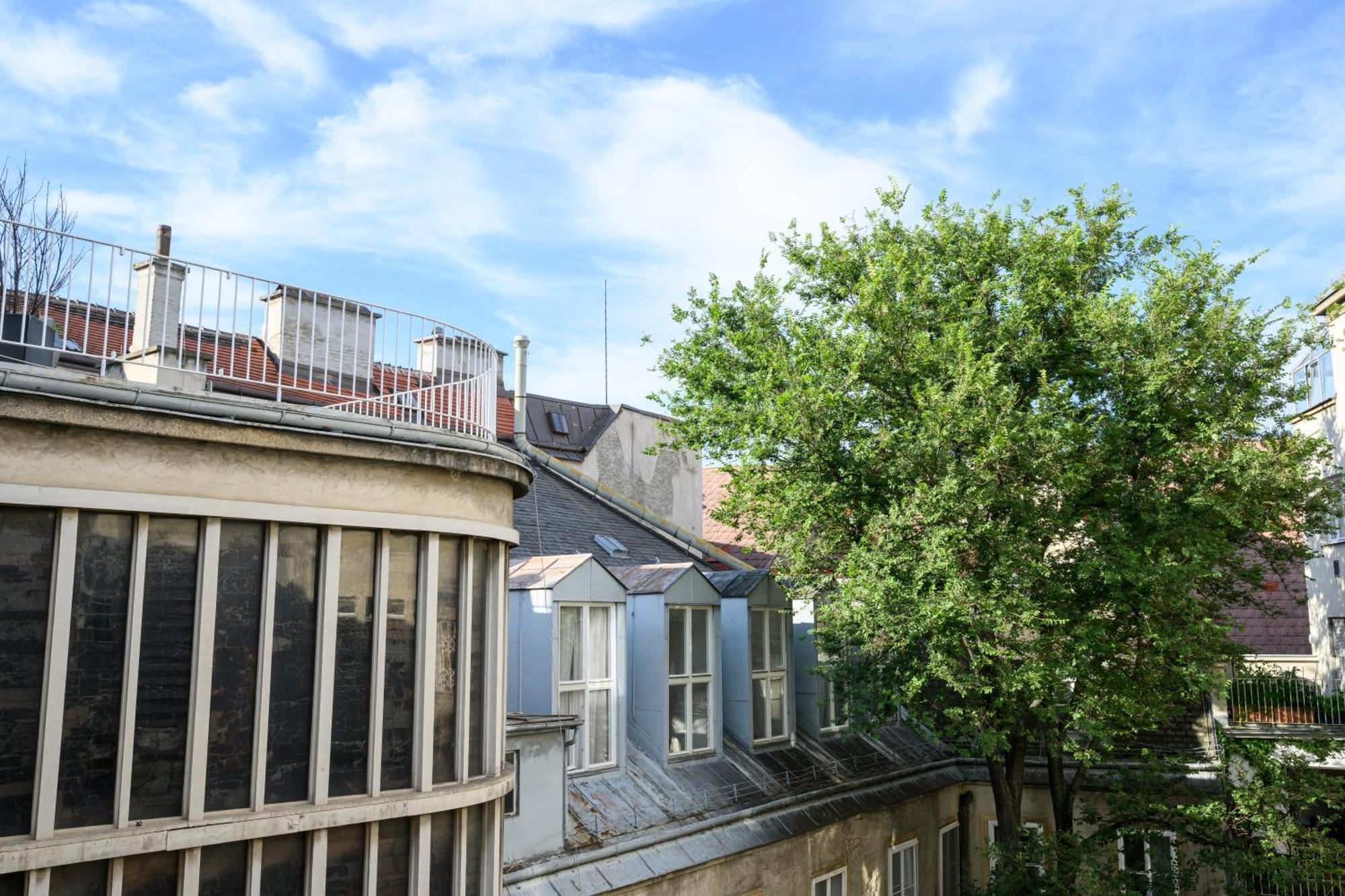 Palais Palffy Suits Viena