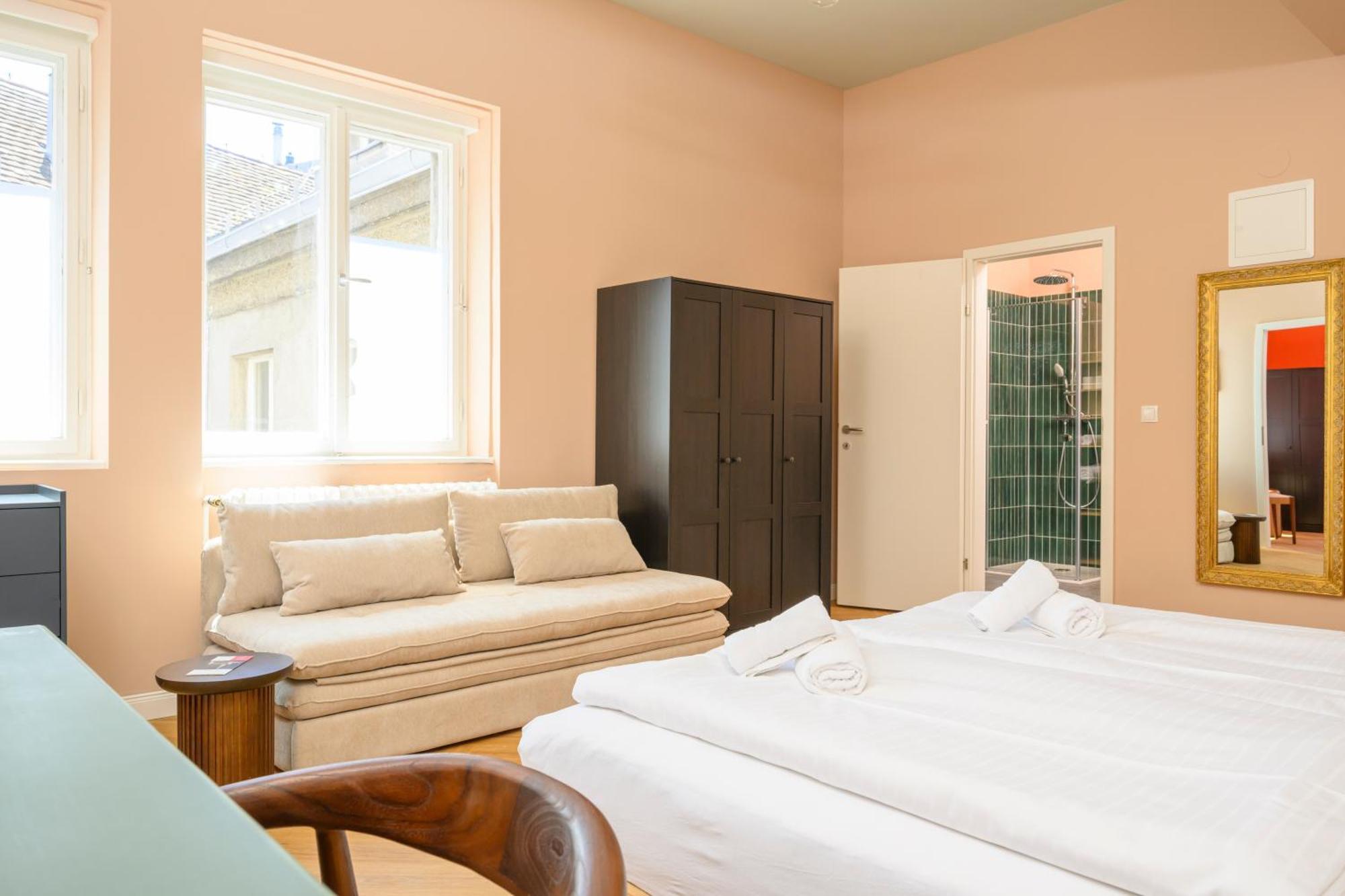Palais Palffy Suits Apartament *