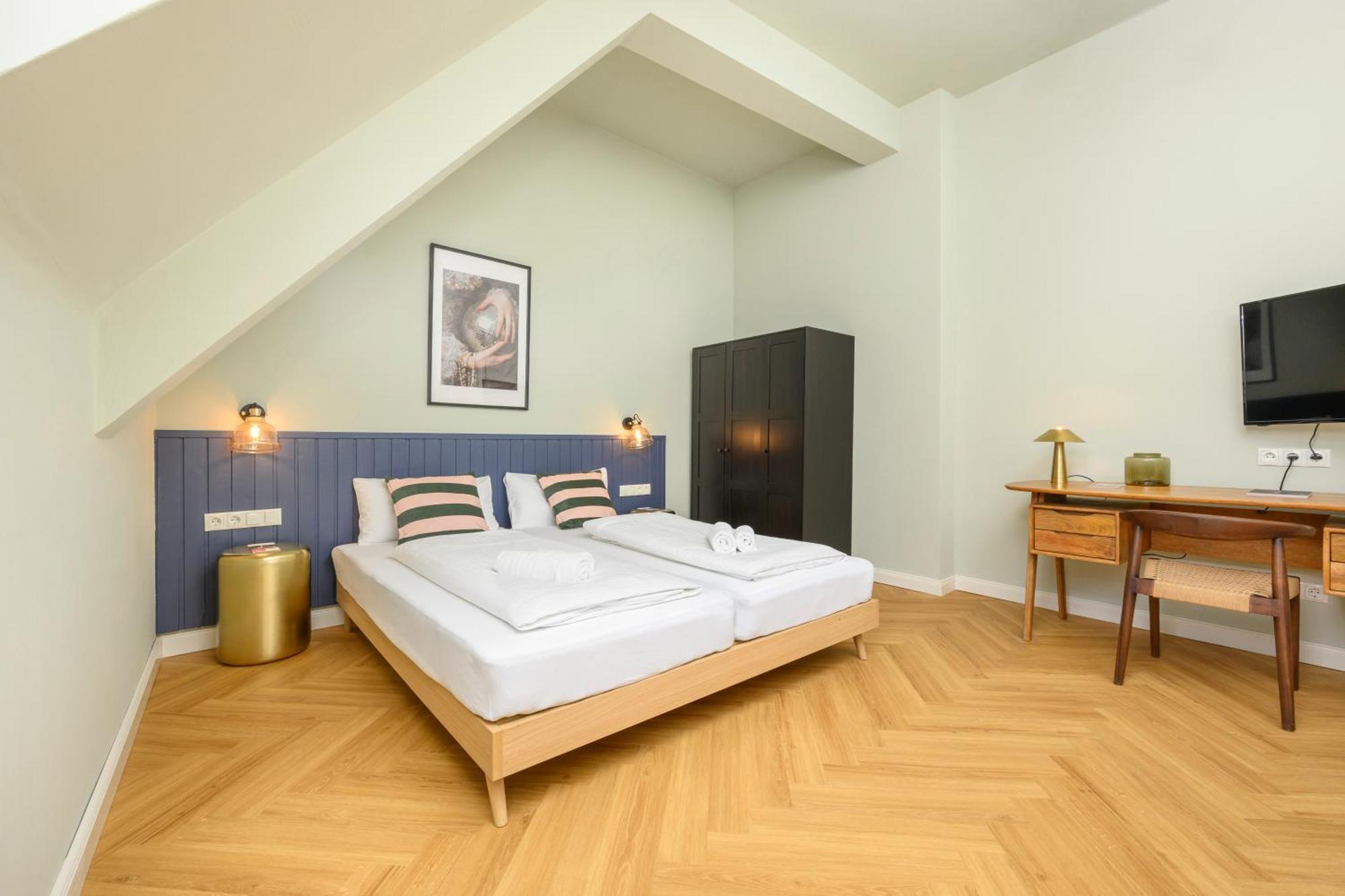 Palais Palffy Suits Apartament *