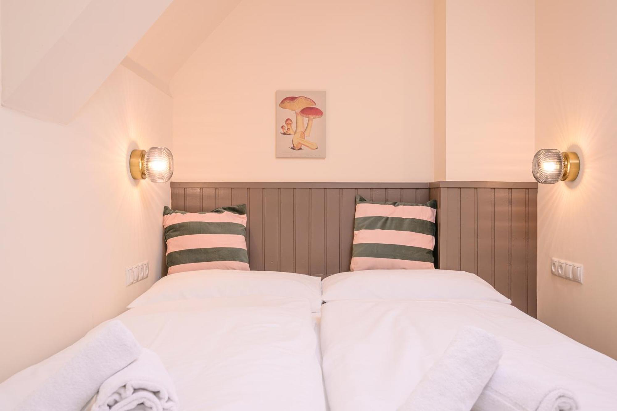 Apartment Palais Palffy Suits Vienna